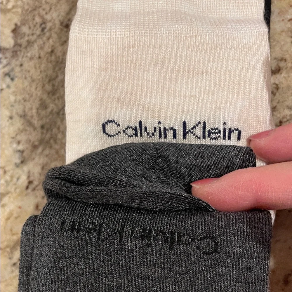 NWT 4 Pairs Calvin Klein Men's Dress Crew Socks - Picture 7 of 10